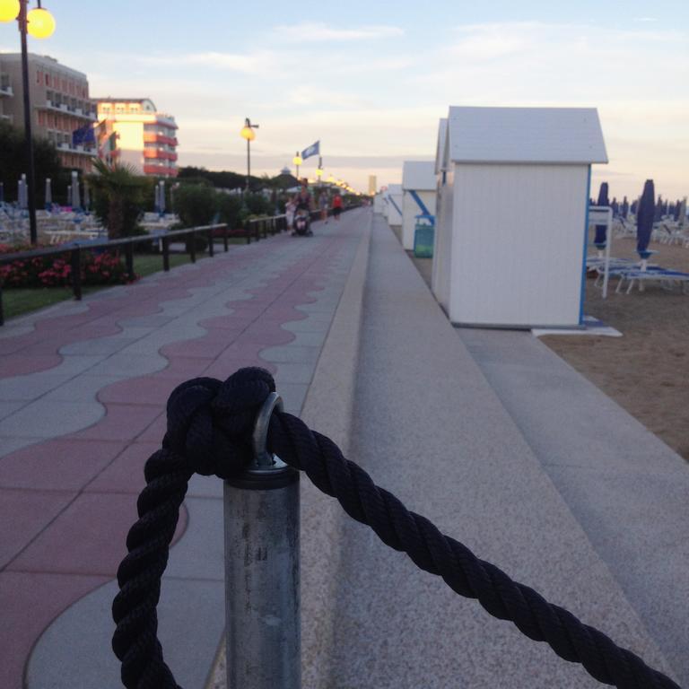 Hotel El Paso Lido di Jesolo Bagian luar foto